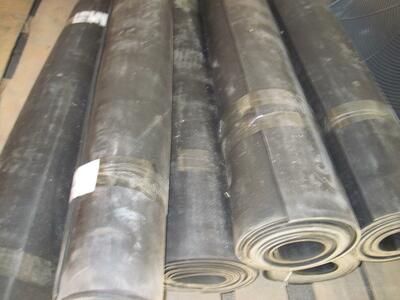 Цена по запросу Маслобензостойкая резина мбс от 2мм 12мм