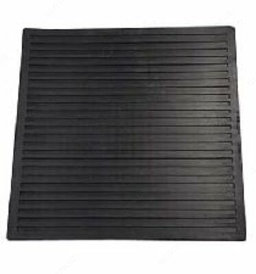 Диэлектрический коврик 700х700