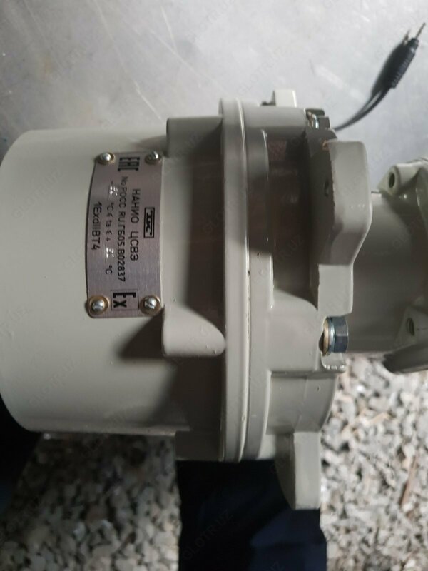 Manometrlar teplokontrol oralig'i 0-4 kg DM2005Cr1ExM1U2