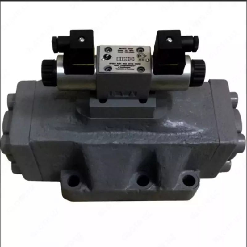 Gidrorapredelitel 2R323-AL-2.24 V 220 UHL4