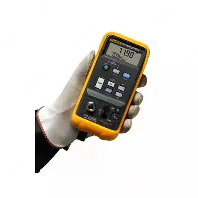 Fluke 719 — электрический калибратор давления