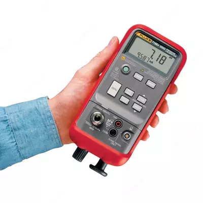 Fluke 718Ex 300G — взрывобезопасный калибратор давления (300 PSI)