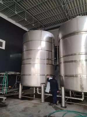 Нержавеющая водная емкость: от 10 куб. м до 25 куб. м - надежное хранение воды - от 1 000 сум / шт.