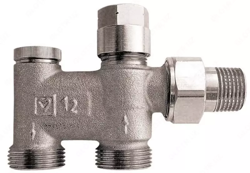 с возможностью запирания.