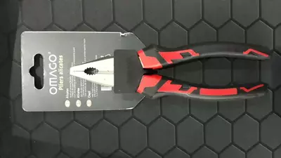 Universal izolyatsiyalangan ploskogubtsy 8" (200 mm) 1000 V