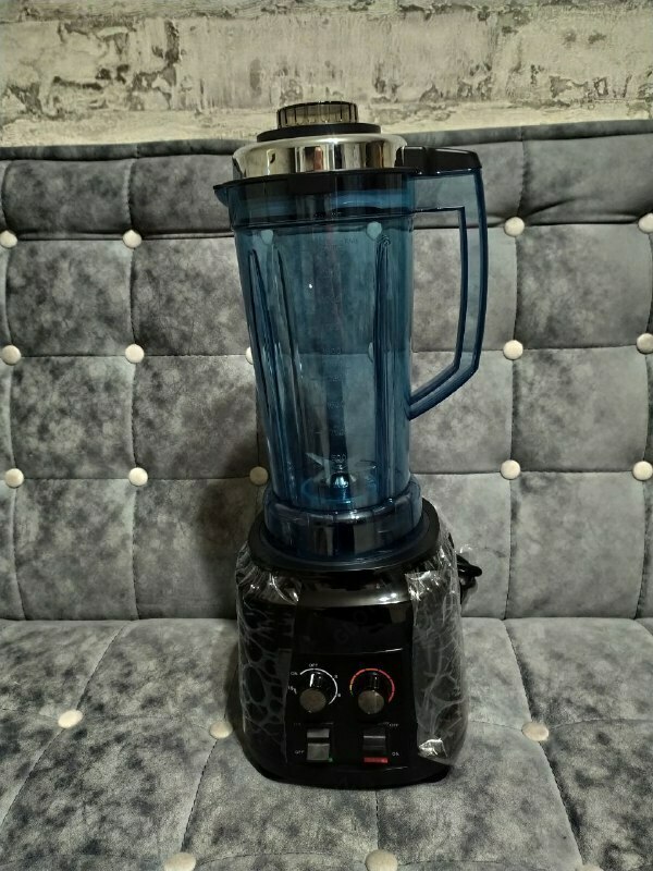   Профессиональный блендер с чашей 3 литра от Happy Partner. 25000 оборотов в минуту.