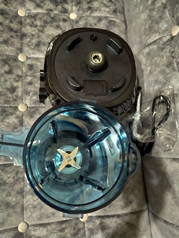  Профессиональный блендер с чашей 3 литра от Happy Partner. 25000 оборотов в минуту. Только в розницу