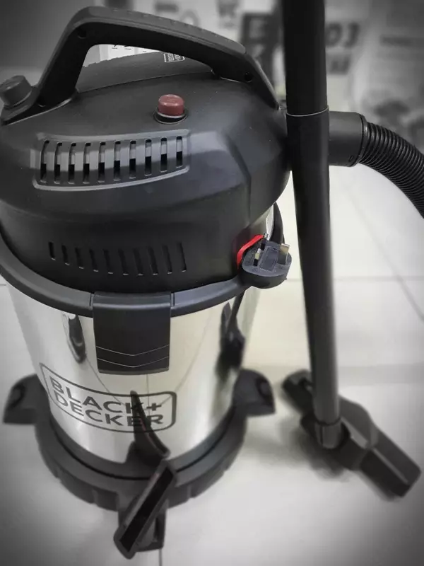 Профессиональный пылесос из США от фирмы BLACK+DECKER на 30 литров. Только в розницу