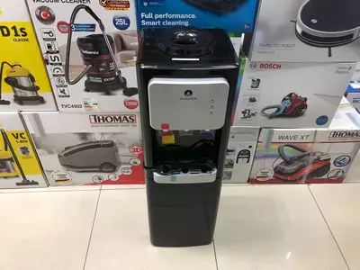 Кулер для воды Avura R2 с тремя краниками.