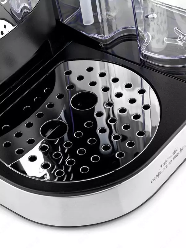  Рожковая кофеварка с автоматическим капучинатором от немецкой BRAYER Кофеварки