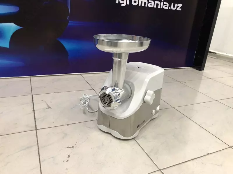  Электрическая мясорубка от фирмы DUMAS (Великобритания) - 