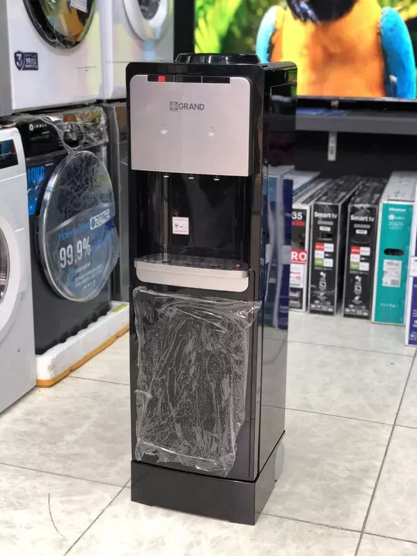 1 850 000 сум Кулер для воды Grand Robotics с холодильником