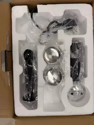 Кофеварка рожковая Uakeen Germany ZL-1509, с дисплеем, встроенной кофемолкой, 1350Вт, 20бар
