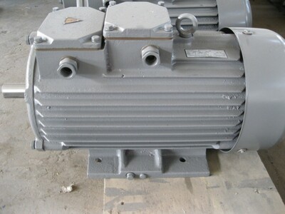 Kran elektr motor MTF111-6 3,5 kVt 900 rpm