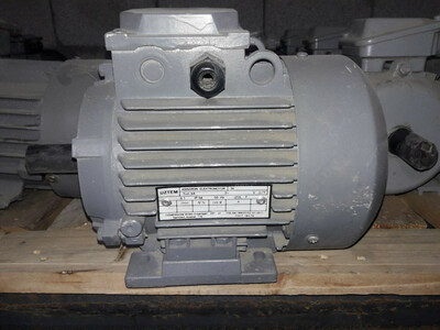 электродвигатель 5А(АИР)56В4 0,18 кВт 1500 об/м IM1081