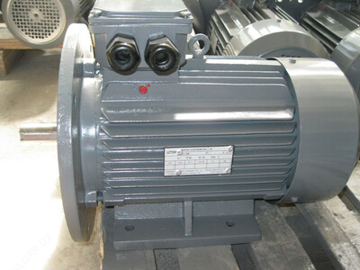 asinxron uch fazali elektr motor 5A(AIR)112M4 5