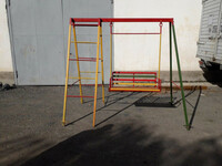 Качели двухместные с лестницей