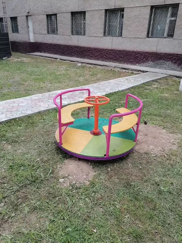 Детская карусель малая сидячая