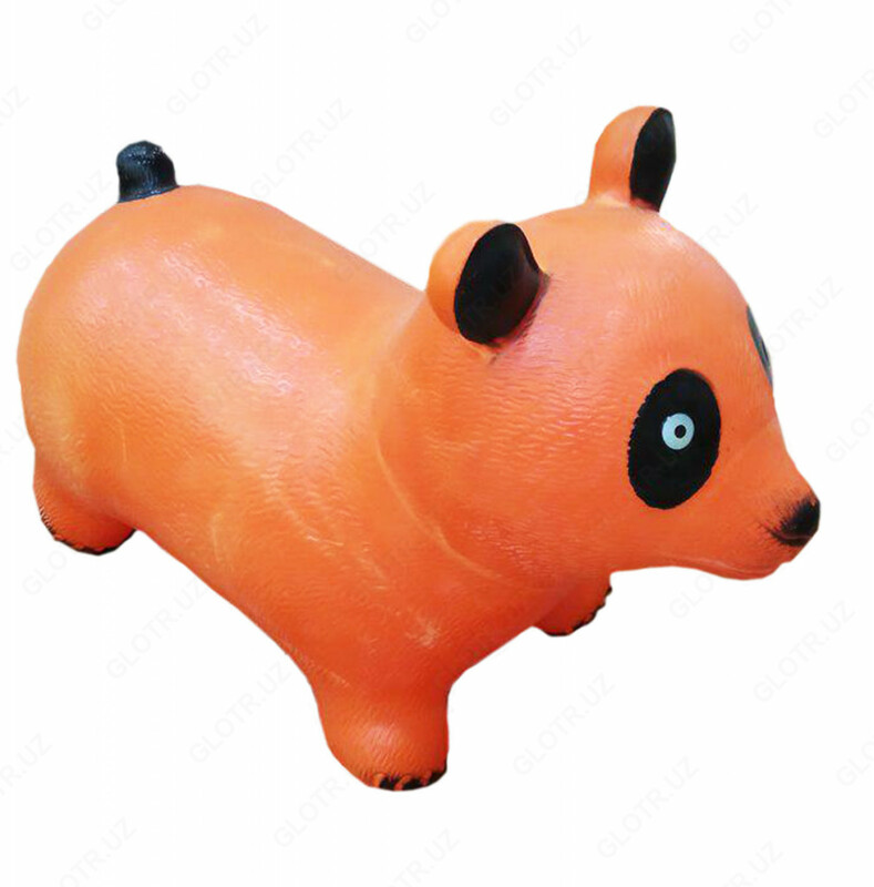Резиновая игрушка панда оранжевого цвета.