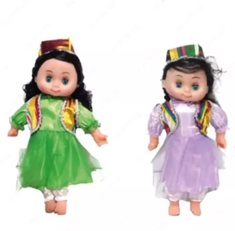 Onamni o‘g‘lining dugonalari sikishdi (porno) Jamoat transportida porno tomosha qilingan