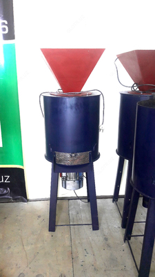 Universal yem maydalagich "Barlos M-100"