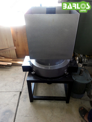 Oziqlantirish maydalagichi / soatiga 900 kg gacha maydalagich