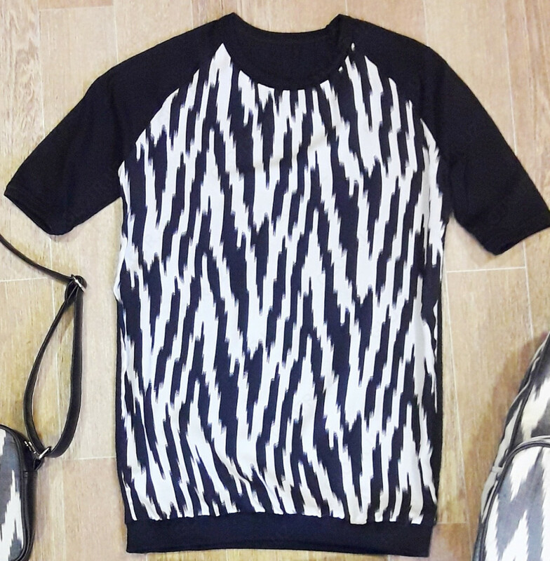 Футболка черная женская