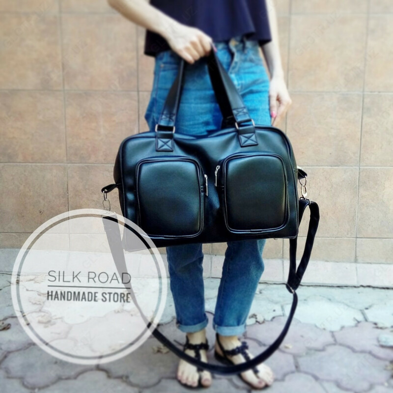 Спортивная сумка унисекс из черной эко-кожи