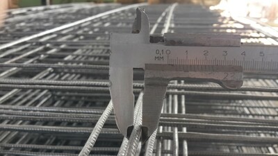 Сетка кладочная из проволоки ВР-1 диаметром в 4мм (Для кладки в пол кирпича)