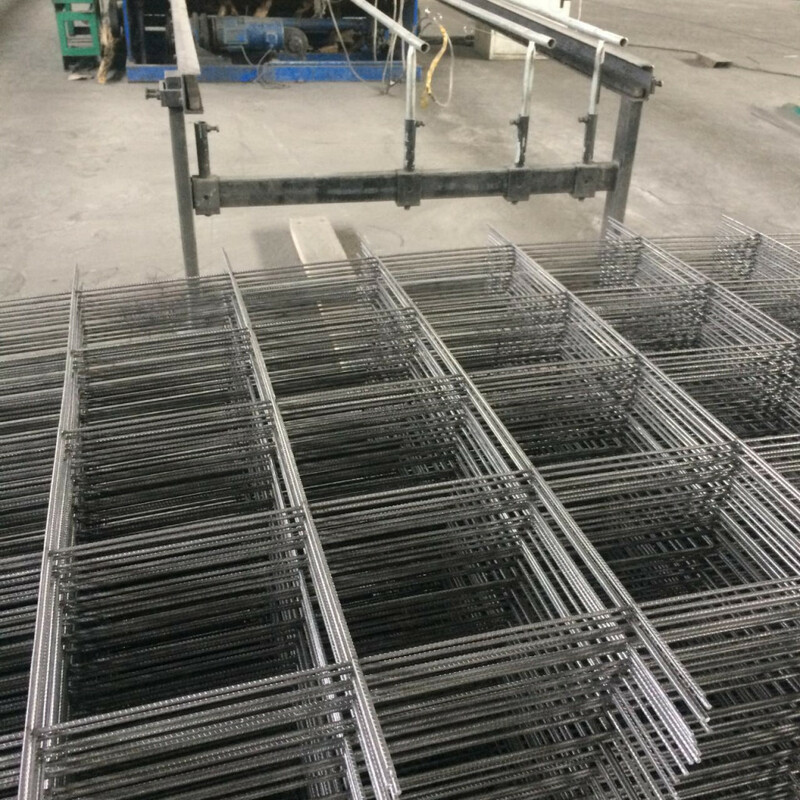 Сетка дорожная из проволоки Вр-1 диаметром 4мм. Размер 100х100 - от {0} сум