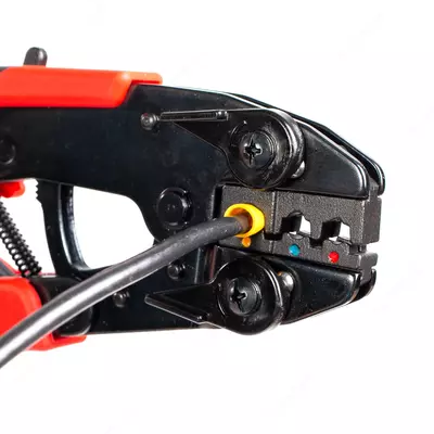 Пресс-клещи с набором матриц СТВ (квт)