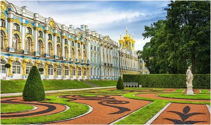 РОССИЯ: «КЛАССИЧЕСКИЙ САНКТ-ПЕТЕРБУРГ» 🚌