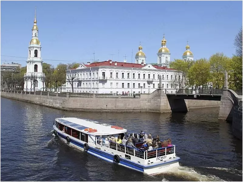 РОССИЯ: «КЛАССИЧЕСКИЙ САНКТ-ПЕТЕРБУРГ» 🚌