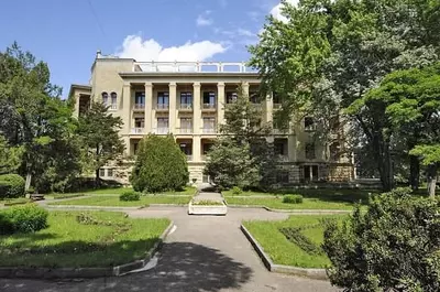 РОССИЯ: ЛЕЧЕНИЕ в Кисловодске