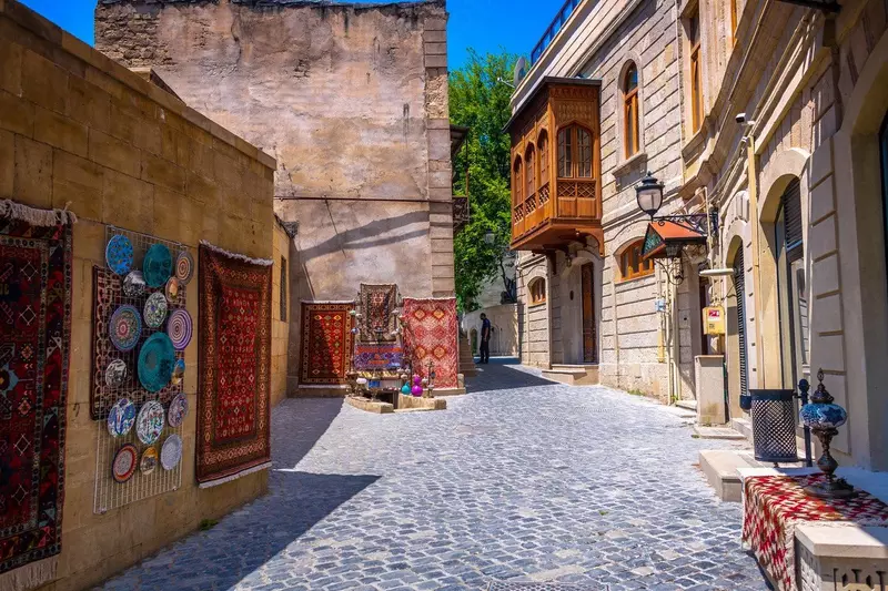 Тур АЗЕРБАЙДЖАН: «БАКУ из ТАШКЕНТА, а/к AZAL AIRLINES»