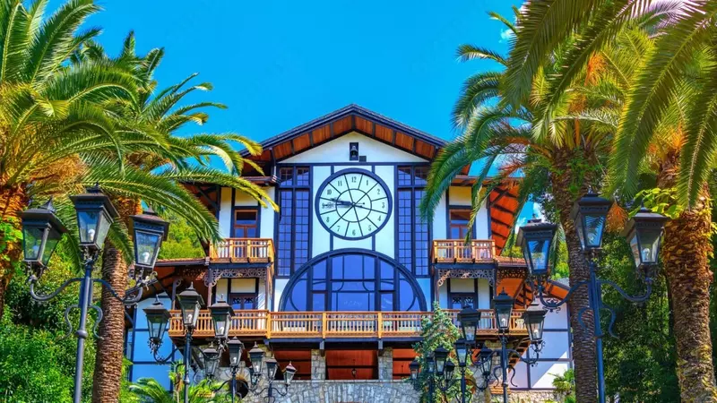 АБХАЗИЯ: СЕМЬ ЧУДЕС СТРАНЫ ДРУЖЕЛЮБИЯ и ОТКРЫТОСТИ Только в розницу