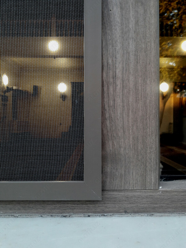   Москитные сетки. Цвет Шеффилдский дуб.