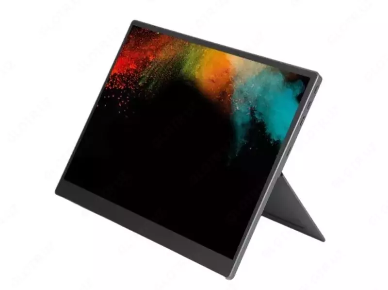 Sensorli ekranli kochma monitor RGBLink S150