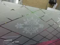 нанесение логотипов на стекло. - 30 000 сум