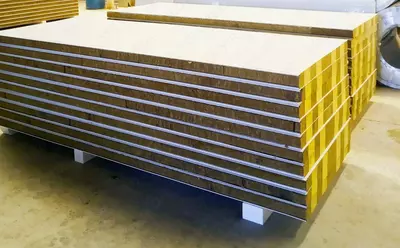 Bazaltli izolyatorli (mineral jun) sendvich-panellar — devor va tom panellari «PANELPLAST» MChJ QK