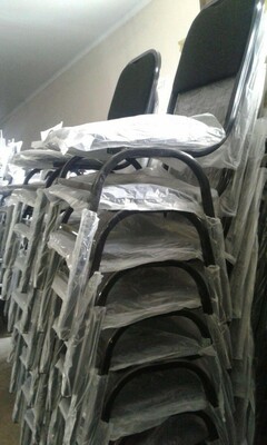 Стулья для конференц зала Турон - 145 000 сум / шт.