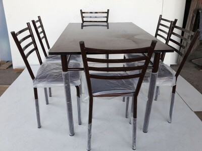 Oshxona uchun stol va stullar