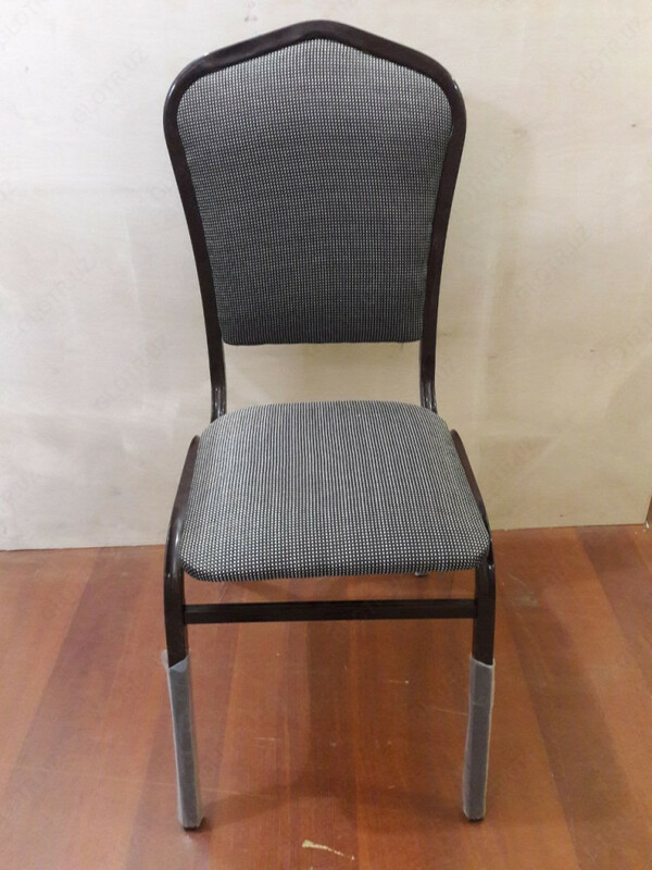 Стул полумягкий