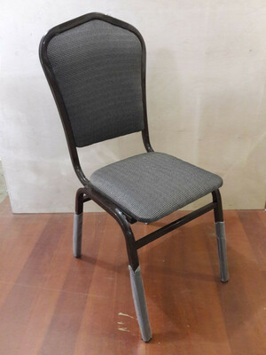 Стул полумягкий