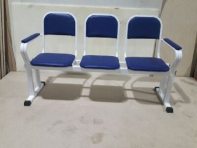 Стул 3 x местный c подлокотниками