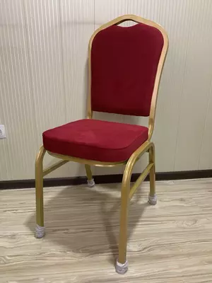 Стул полумягкий