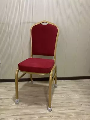 Стул полумягкий