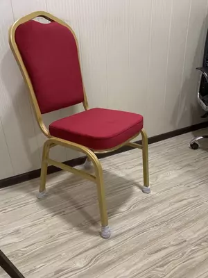 Стул полумягкий