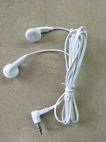 Наушники одноразовые