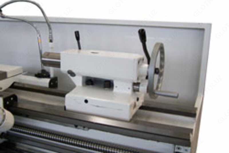 Токарный станок CS6140 / CS6240